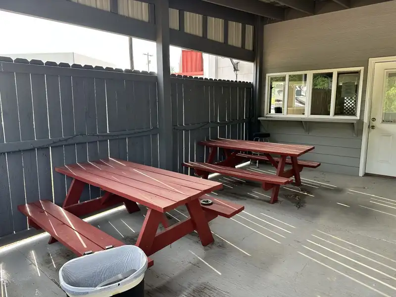Commercial Restaurant with Rv Hookups and Additional Lot Near I-40 Exit 152