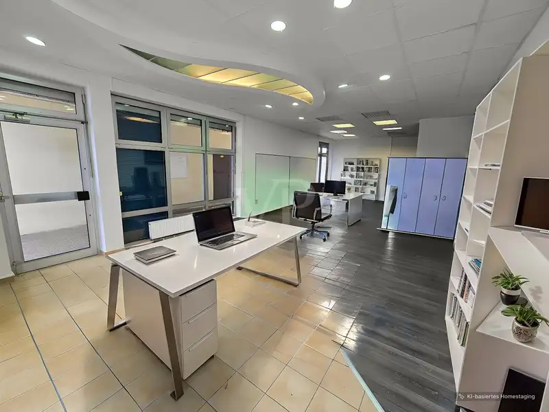 Commercial Unit for Sale in Salzgitter-gebhardshagen - Versatile Space with Office Potential