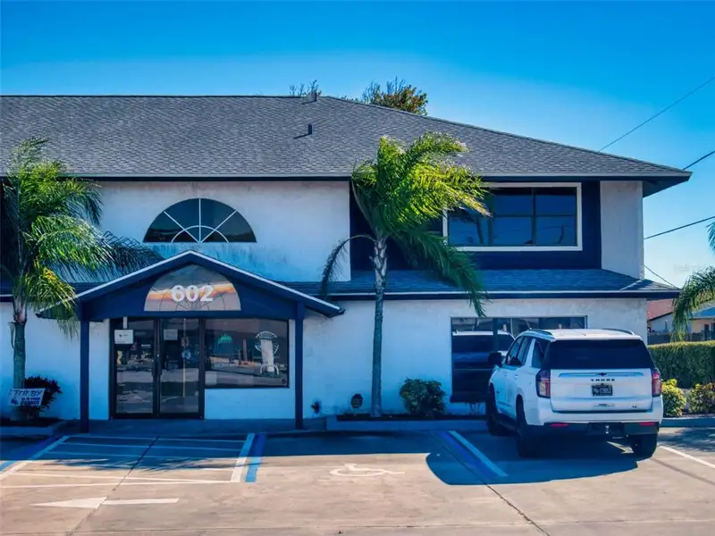 Medical/professional Office Space for Lease in Busy Sr-442 Business Complex