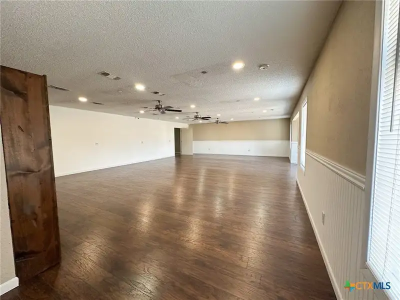Investment Opportunity: Multi-unit Complex in Copperas Cove with Stable Tenants and Recent Updates