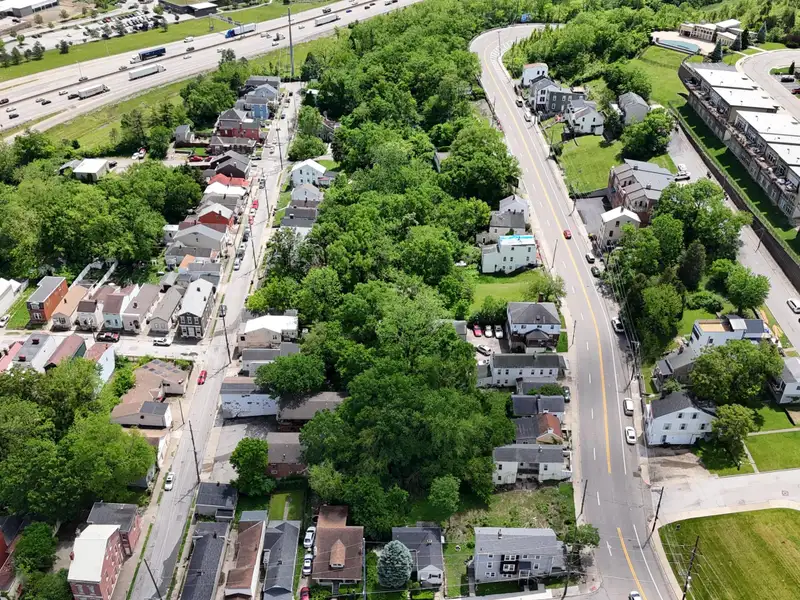 Development Opportunity: Multi-use Lots with Skyline Views in Covington, Kentucky