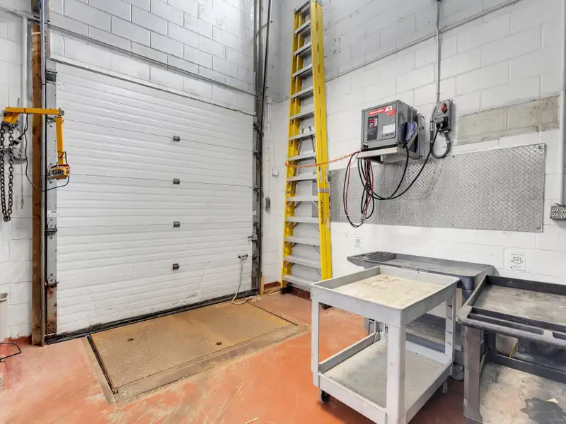 Fully Equipped Food Manufacturing Facility in New Haven, Ct - 19,106 Sf