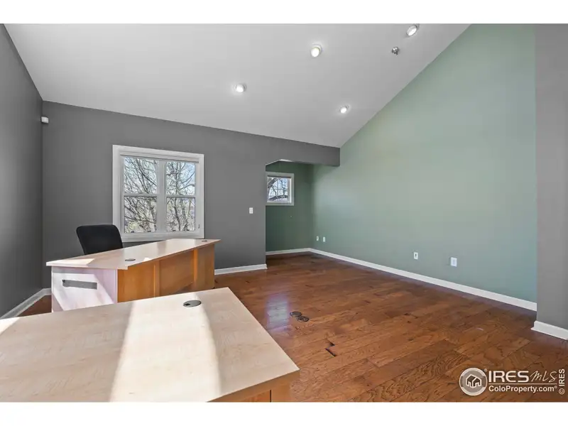 Bright Office Condo with Mountain Views in Niwot, Colorado