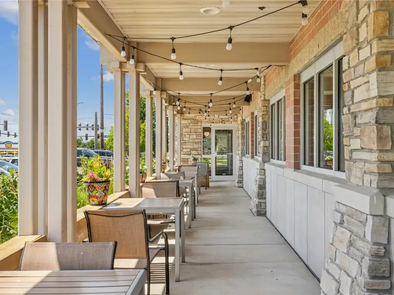 High-visibility Restaurant Property with Long-term Nnn Lease in Cedar Rapids