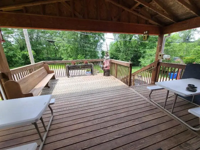 Established Bar for Sale in Downtown Pardeeville, Wi with Outdoor Seating