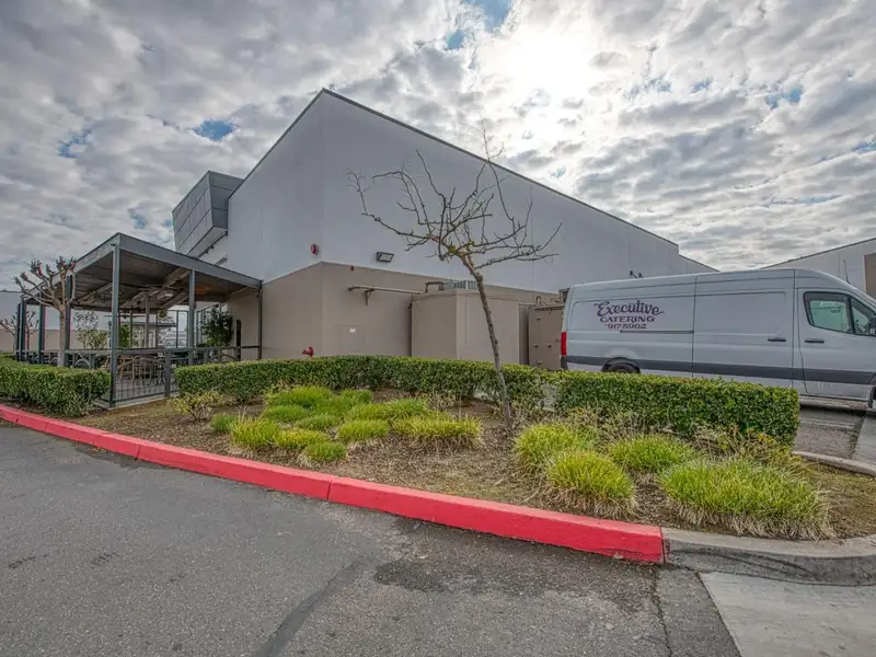 Restaurant Location for Sale with Equipment, Lease Transfer, and License in Palm & Nees Ave