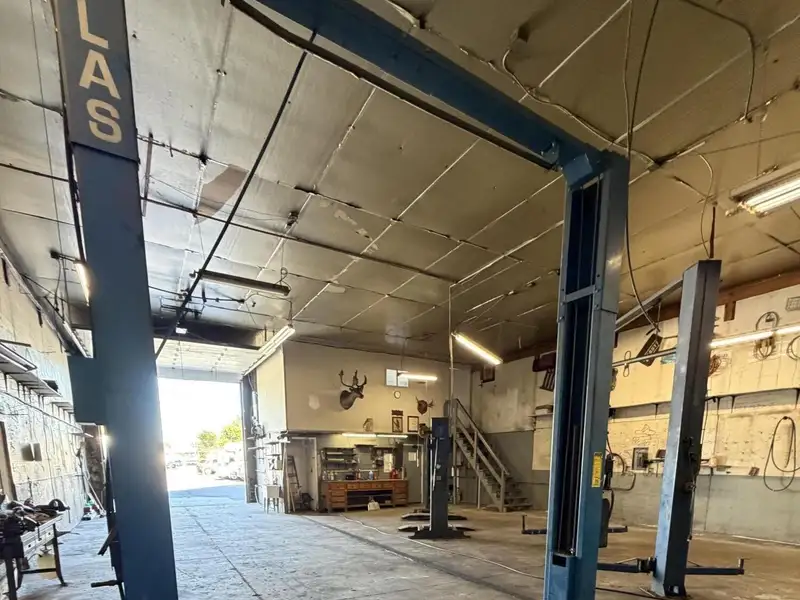 For Lease: 2,400 Sf Garage/warehouse with Office and Three Vehicle Lifts