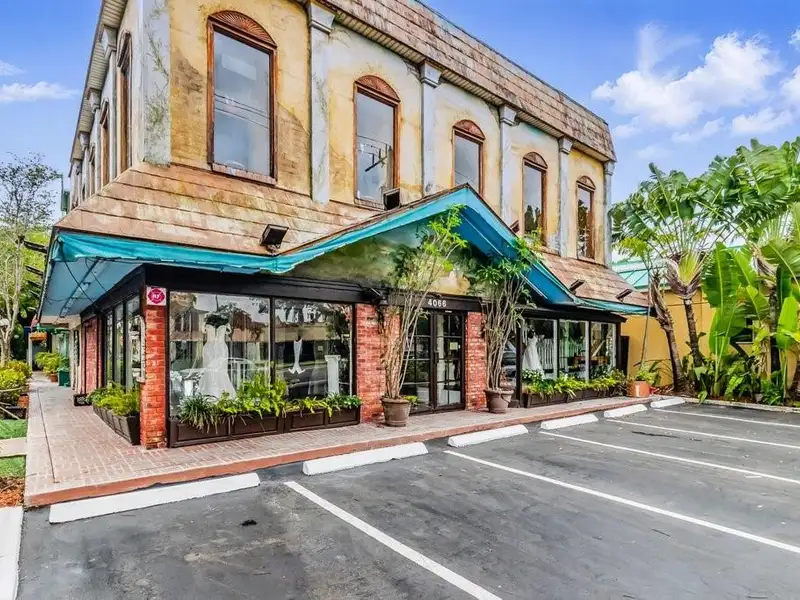 Versatile B-hc Zoned Commercial Property with Office and Retail Space