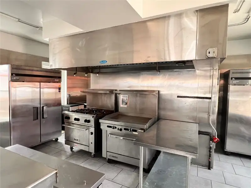 Turn-key Restaurant Space for Lease in Mt. Vernon with Fully Equipped Kitchen