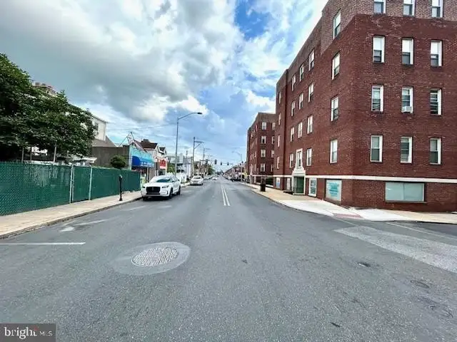 Mixed-use Property with Retail Space and 3-bedroom Apartment in Upper Darby