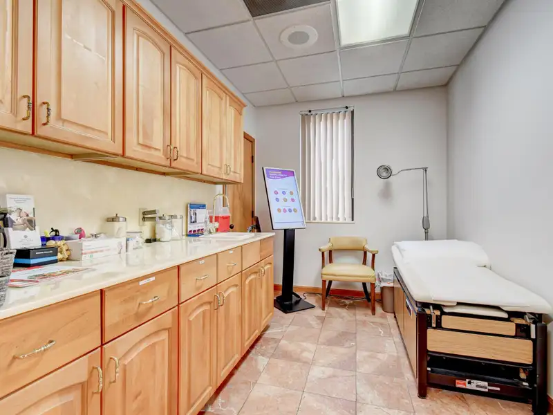 Turnkey 1,800 Sf Medical Office in Boynton Beach Near Baptist Hospital