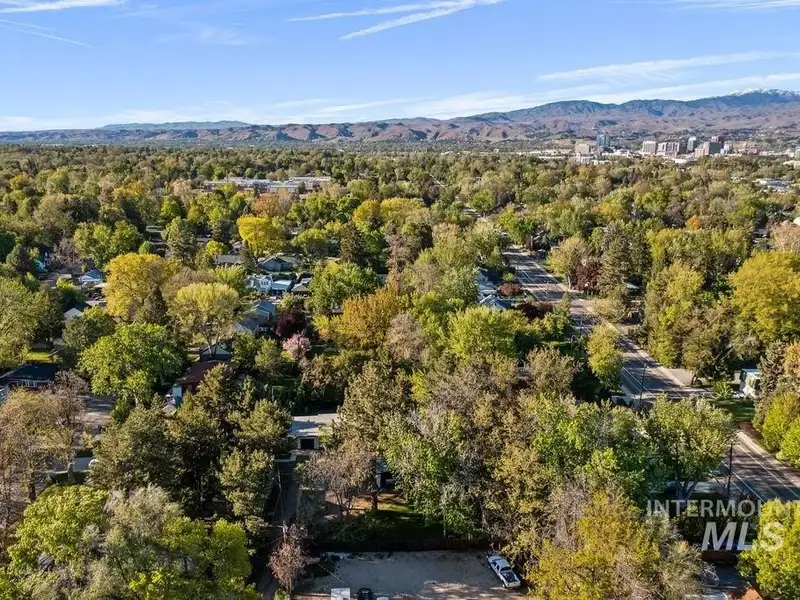 Unique Duplex and Bungalows in Boise Bench on over Half an Acre