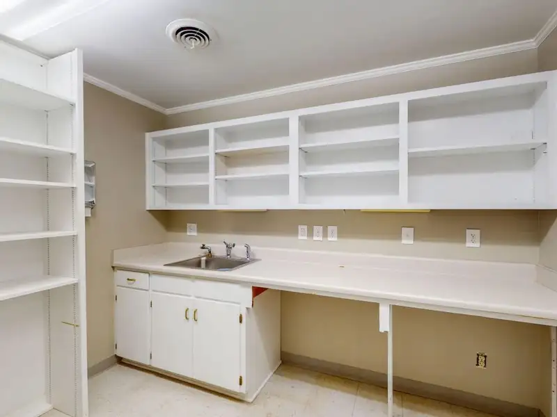 Medical Facility for Sale Near Hospital - 4,510 Sq Ft with Multiple Treatment Rooms