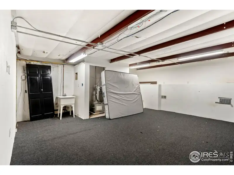 Industrial Office/warehouse for Sale in West Loveland - 1,690 Sq. Ft. Total Space