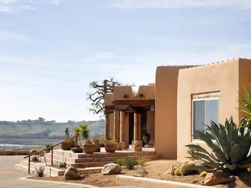 Luxury Estate with Stunning Views, Pool, Wine Cellar, and Extensive Amenities in Friant