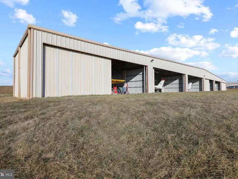 Baublitz Commercial Airport: 10 Acres with Hangars and Income Opportunities in York County, Pa