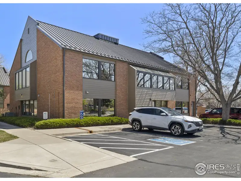 Partially Furnished Office Suite for Lease in Fort Collins - 1,846 Sf