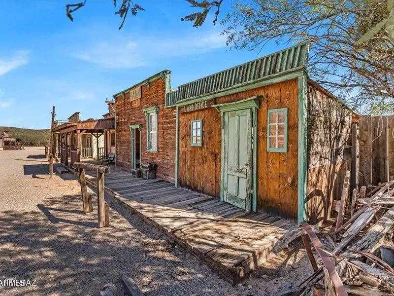 Unique Old West Movie Set and Museum in Gammons Gulch