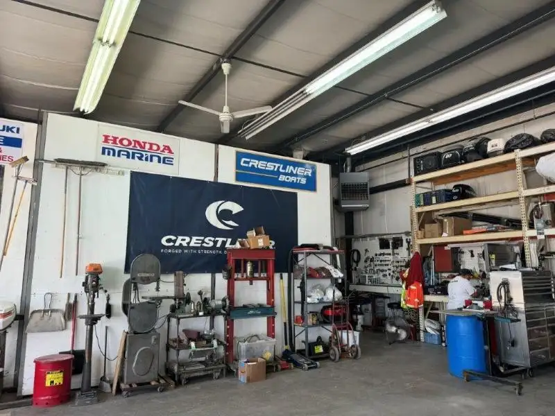 Premier Full-service Marina with 95 Slips on Rock River, Direct Lake Access