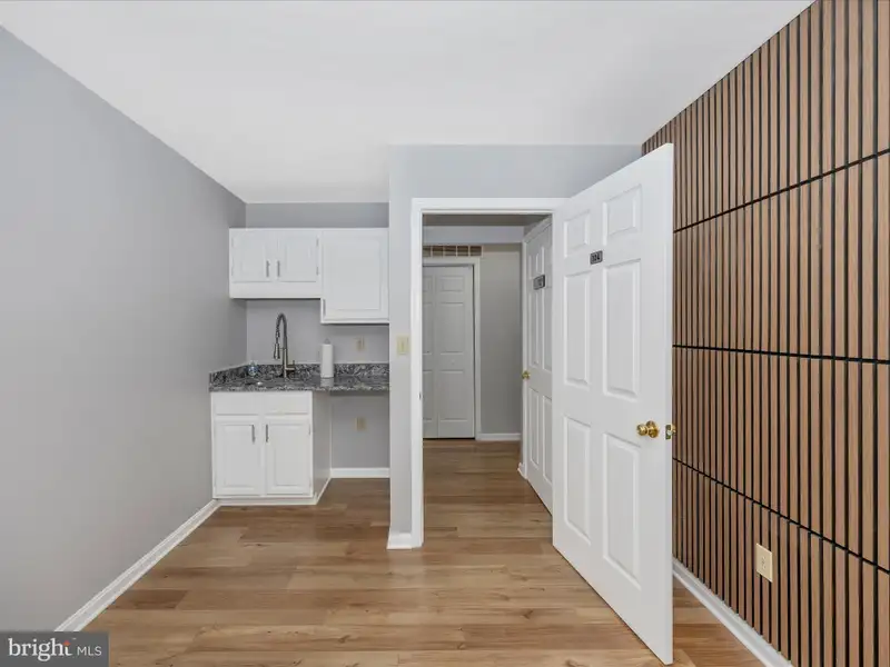 Five Suites for Rent in Healthcare Facility with Utilities Included