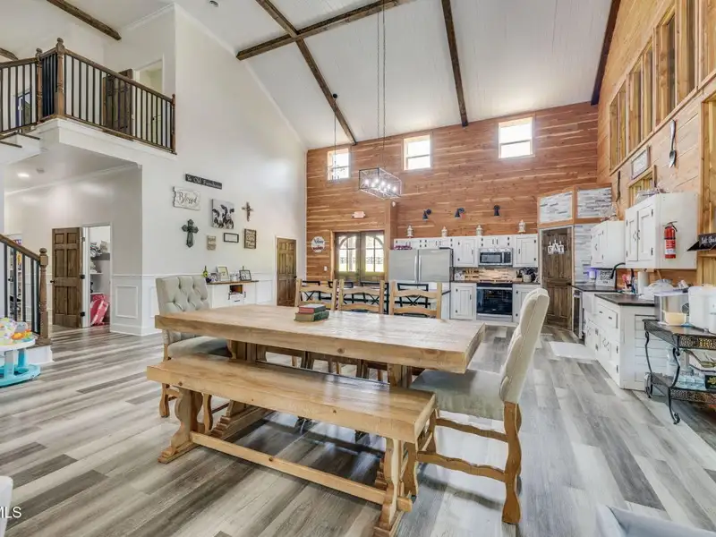 Custom Barndominium on 3 Acres with Pool and Income-generating Garage in Tennessee