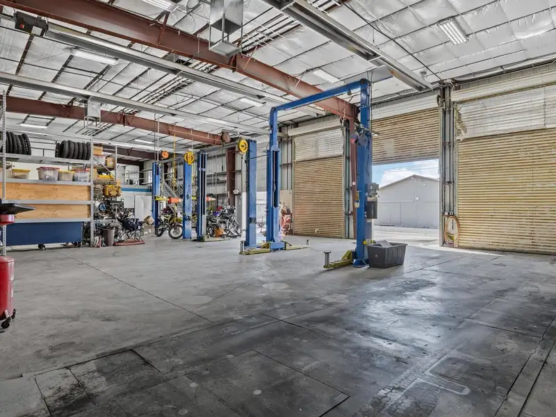 Versatile Commercial Space with Warehouse, Retail, and Mezzanine in Fruita, Co
