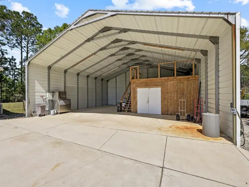 Commercial Building with Offices and Storage in St. Johns County Ci Zoning District