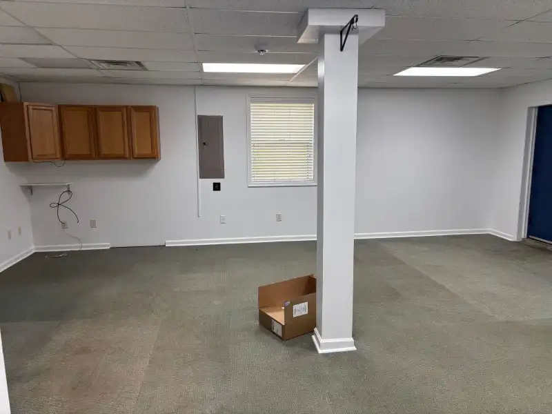 Versatile 2,150 Sq Ft Commercial Space in Prime General Business Location