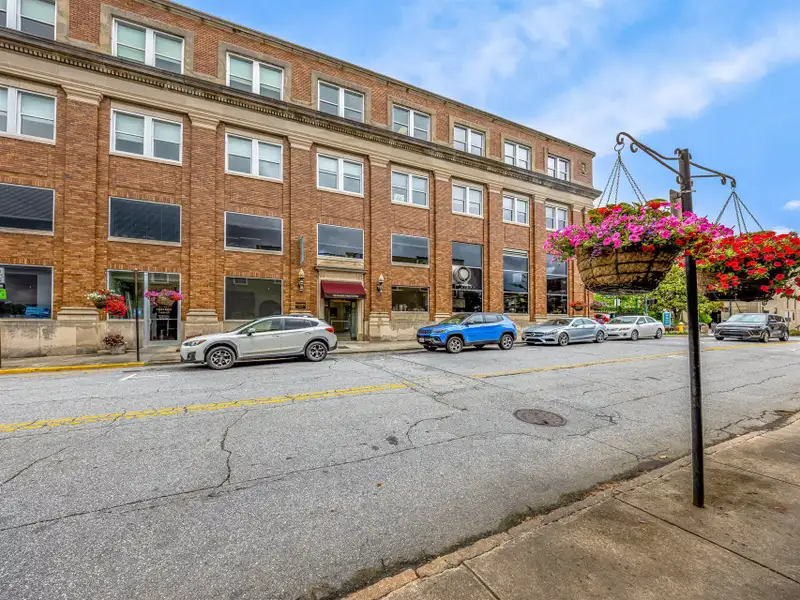 Class a Office Space in Historic Downtown Hendersonville - 5,700 Sqft with Private Offices