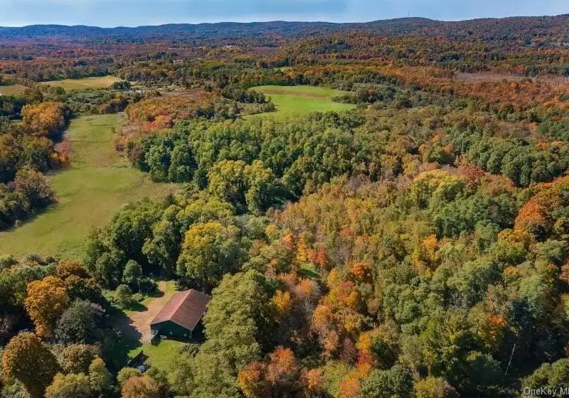 558+ Acre Parcel in Pawling, Ny – Ideal for Residential or Commercial Development