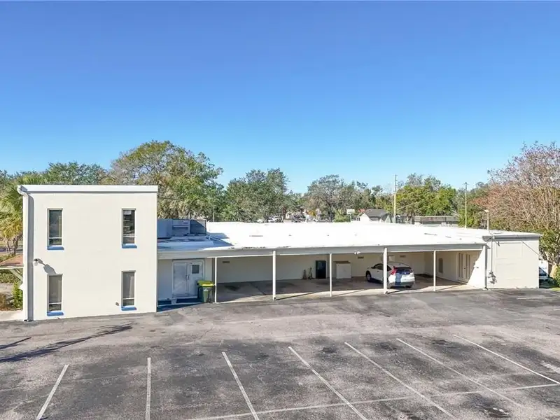 Prime Clermont 2-story Medical Office Building with High Visibility and Ample Parking