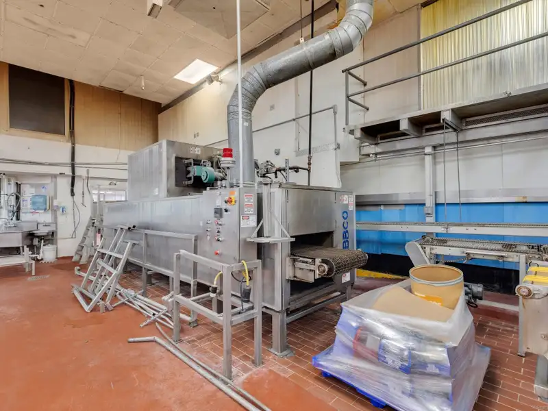 Fully Equipped Food Manufacturing Facility in New Haven, Ct - 19,106 Sf
