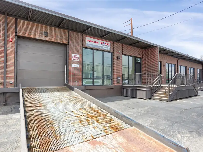 Centrally Located Multi-tenant Flex/warehouse Property in Denver, Colorado