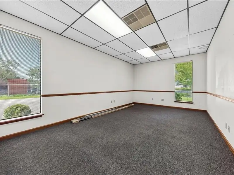 Versatile Commercial Building in Prime Location