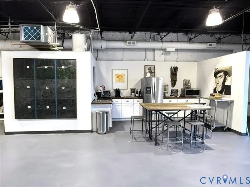 Unique Studio Near Vcu in Vibrant Arts District with Strong Rental Potential
