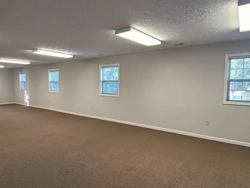 Professional 1,200 Sq. Ft. Office Suite for Lease on U.s. Highway 42