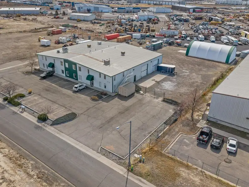 Office and Warehouse with Quonset Hut on 0.45 Acres, Fully Fenced