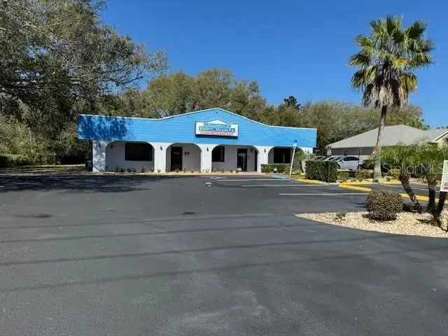 Commercial Law Office on Hwy 441, Tavares - 14 Parking Spaces, High Visibility