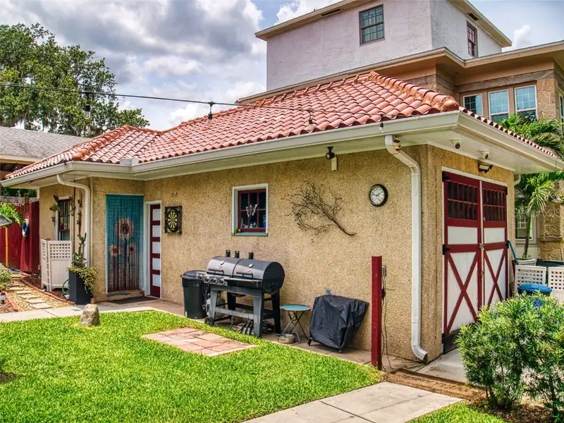 Historic Home and Turnkey Bed & Breakfast in Downtown Daytona Beach