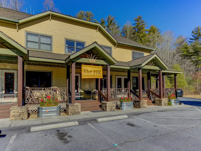 Mixed-use Building with Income Potential in Cashiers, Versatile Spaces Available