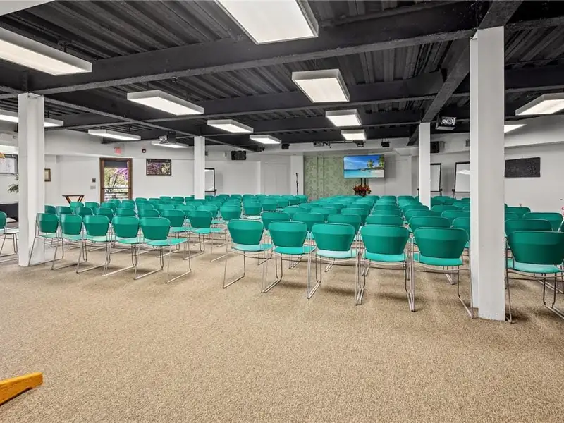 Versatile 75-acre Retreat Center in Hyde Park with Multiple Buildings and Amenities