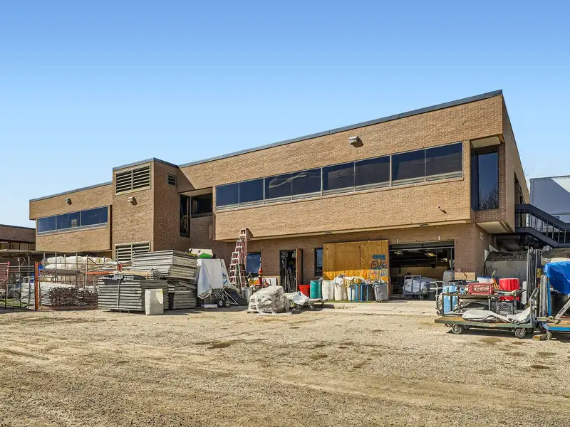 Modern Office/warehouse for Lease in Prime Golden Location with Outdoor Patio and Flexible Layout