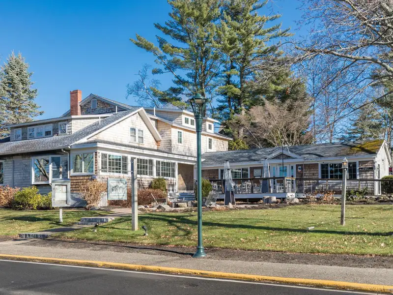 High-end Restaurant Space with Outdoor Dining and Residential Unit in Ogunquit