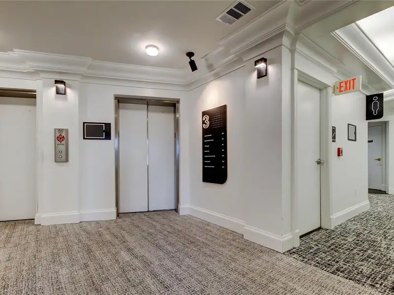 Furnished Executive Office Suite in Grand Central Place, Hyde Park - Immediate Availability