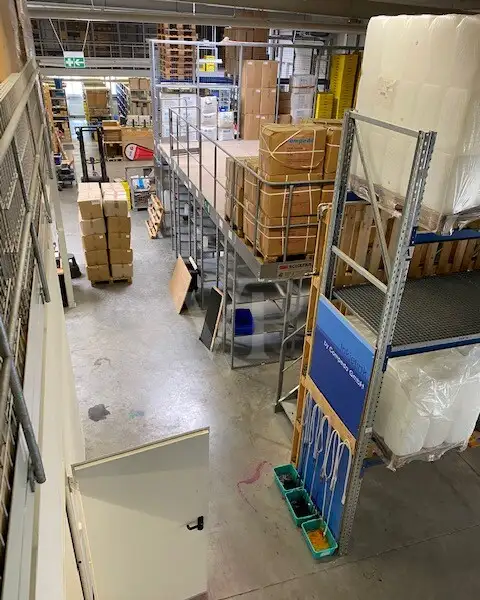 Versatile Commercial Property for Manufacturing/warehousing with Ample Office Space in Prime Location
