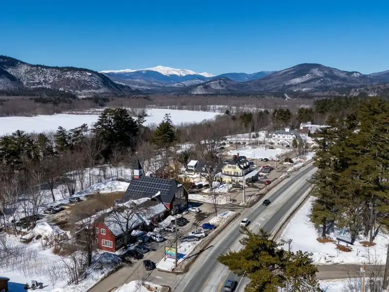 Multi-use Property with Restaurant, Brewery, and Guest Rooms Near Mt. Washington