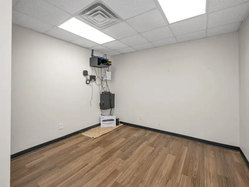 Flexible Use Commercial Property in Updated Condition, Former Fast Food and Pharmacy Location