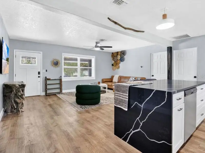 Charming Airbnb Home Near Downtown Orlando with In-law Suite and Expansive Backyard
