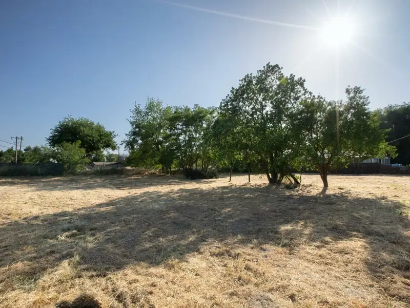 Commercial Land Opportunity: Two .22-acre Parcels in Colusa's Mixed-use Zone