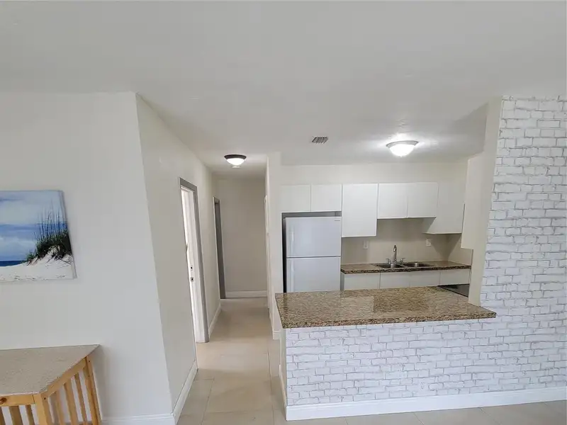 Turnkey Multifamily Investment: 8 Furnished Studios & 2/2 Apartment Near Las Olas